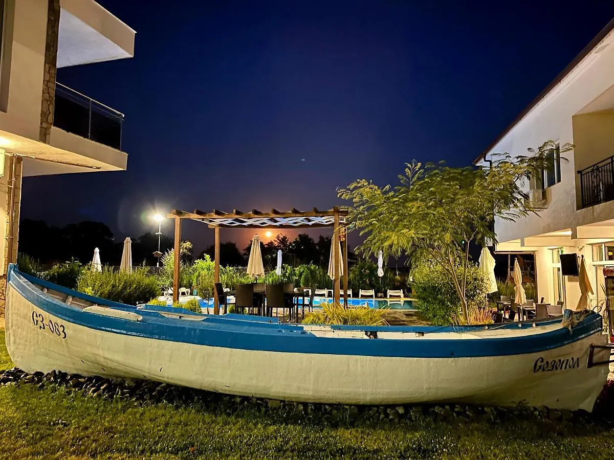 Ancient Well Hotel Sozopol 0*,
